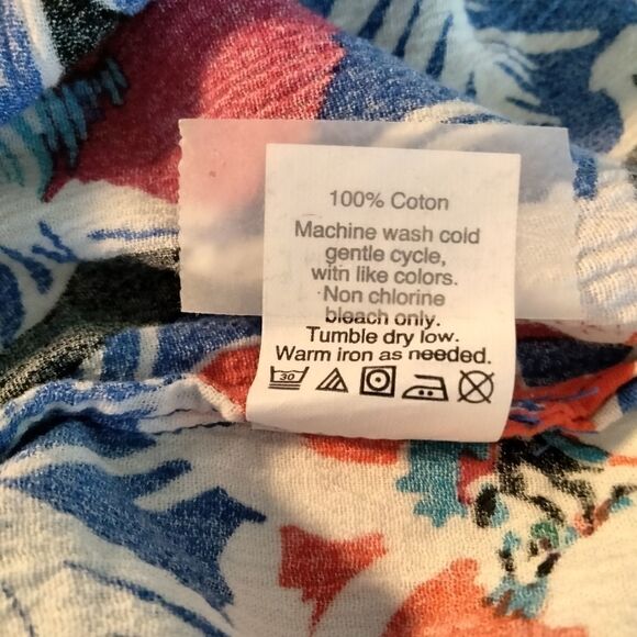 " J Crew" woman's  blouse. - Picture 6 of 6